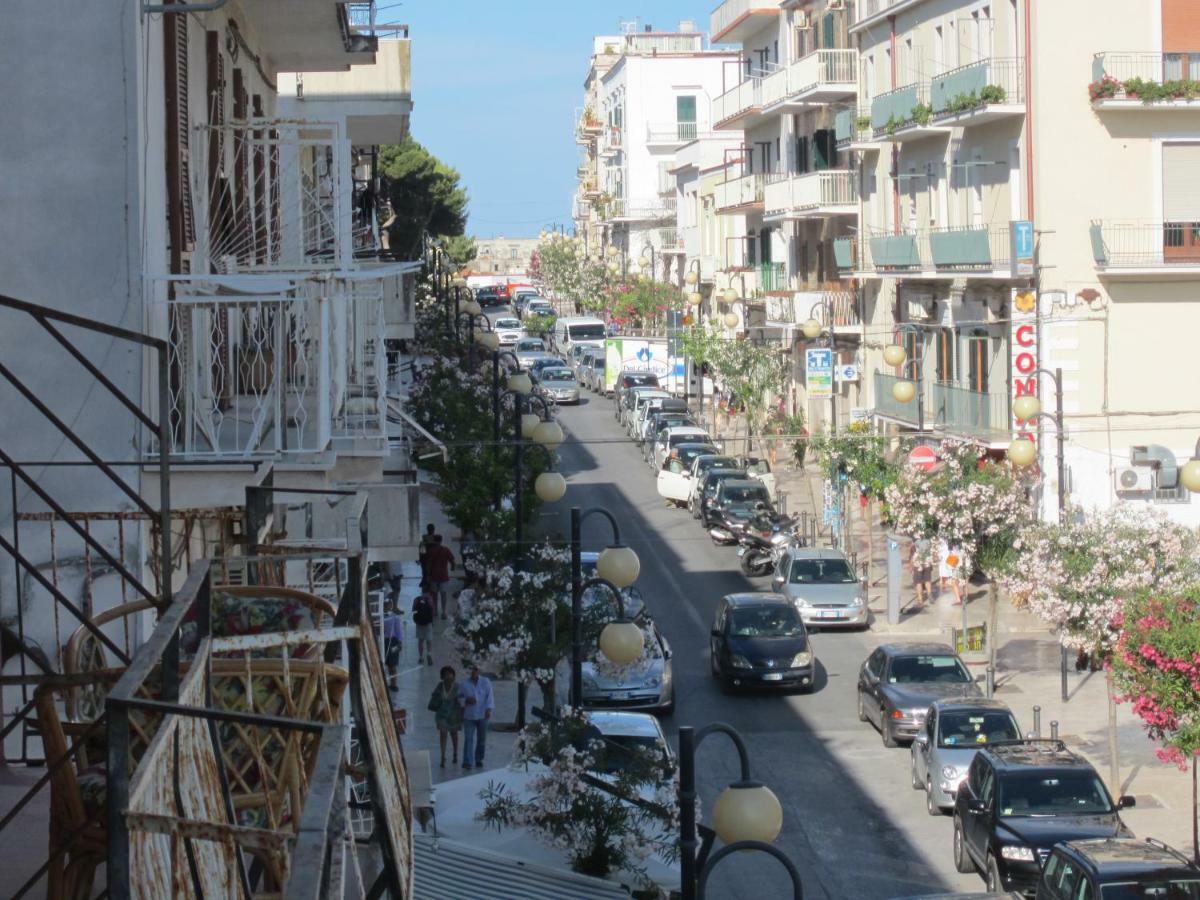 Le Calle A Vieste Sul Gargano Extérieur photo